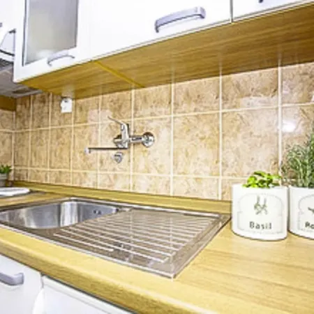 Julija Cin101017 Cye Apartment *